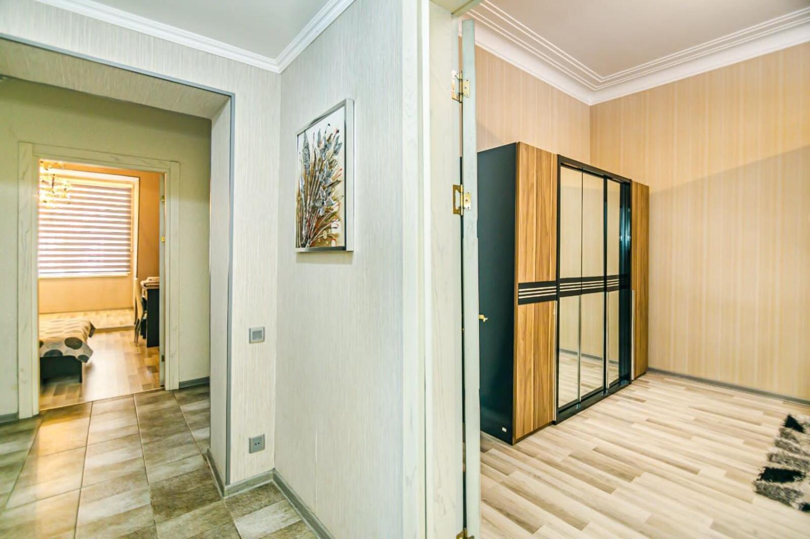 Azneft Square Deluxe Apartment Баку Экстерьер фото
