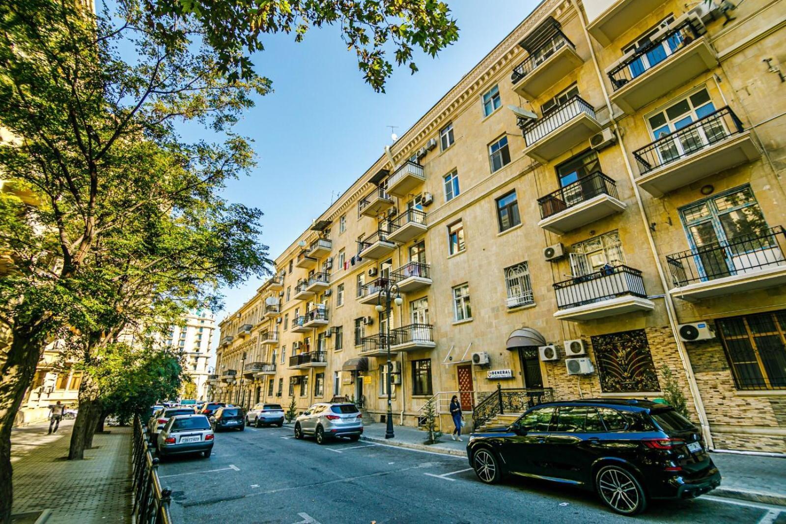 Azneft Square Deluxe Apartment Баку Экстерьер фото